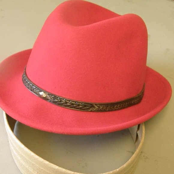 Style is the Key this Flashy red Fedora with Leather band Large